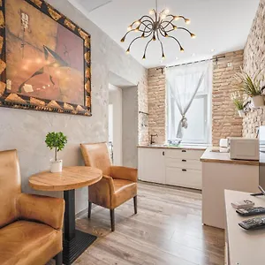 Design W Ac On Ring Road By Newave Apartment Budapest