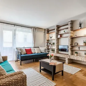 Bpr Golden Corner With Balcony & A/c Apartment Budapest